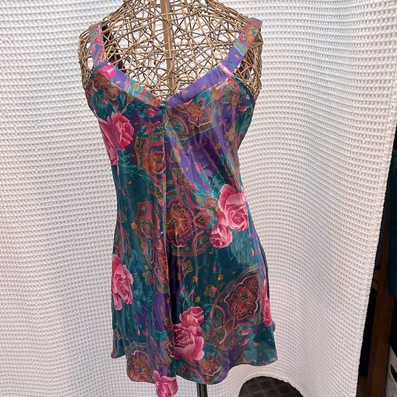 Vintage California Dynasty Chemise and Robe Set. Size PS. EUC. Missing belt. - Picture 4 of 10